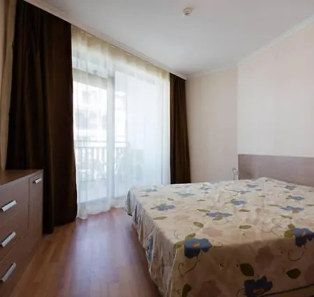 Arena 65m2 - 1 Bedroom, 1st Line To The * Sveti Vlas